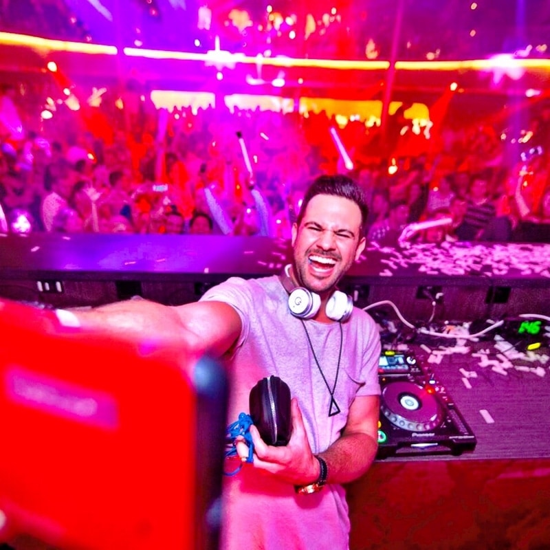 DJ Savi Talks Music, Las Vegas Nightlife, and New Releases