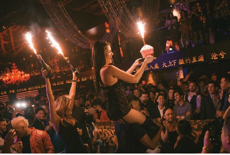 How Vibrant is the Nightlife in Las Vegas? – TRAVOH
