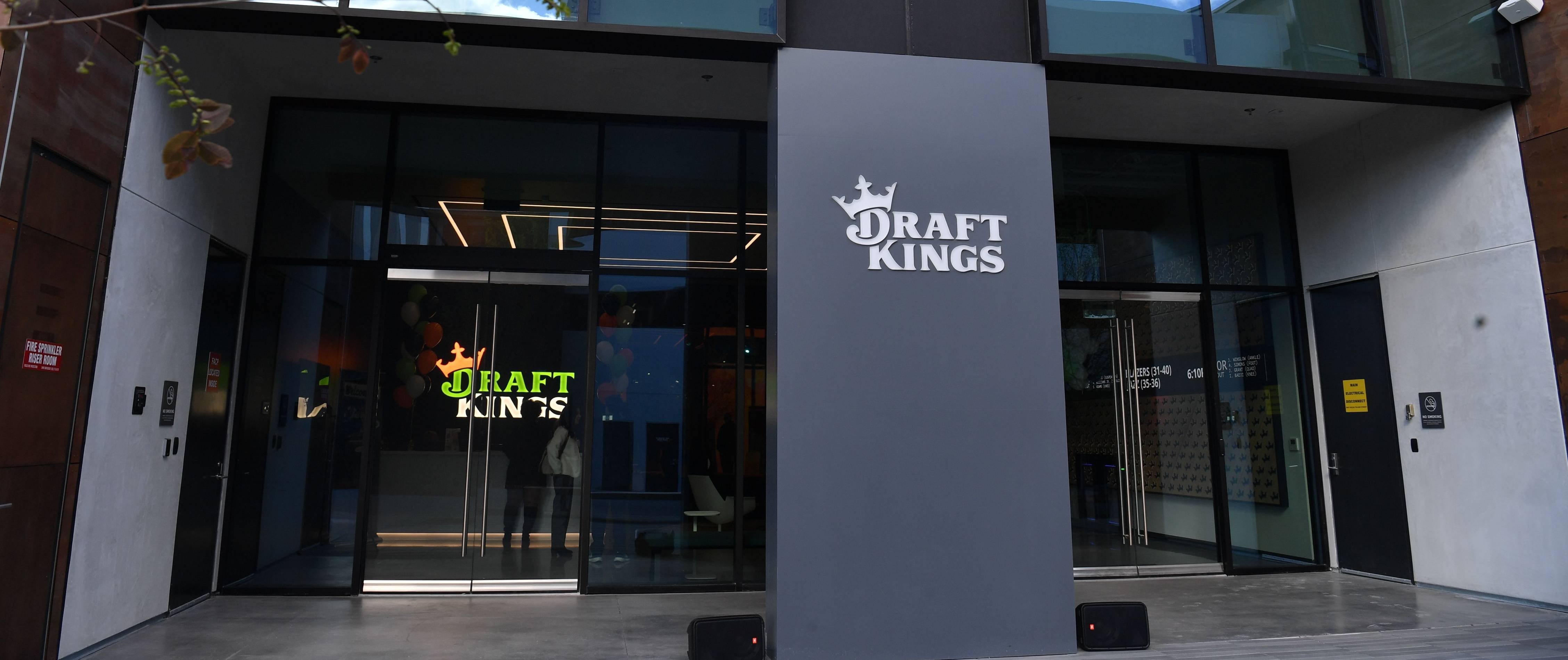 DraftKings moves into new southwest Las Vegas offices